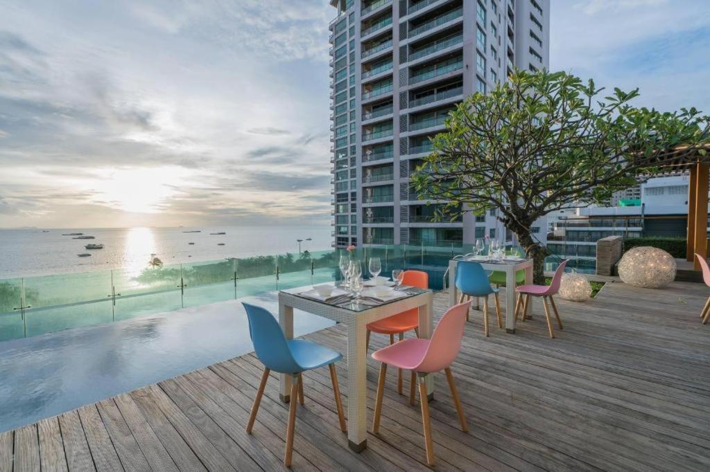 Seven Zea Chic Hotel Pattaya Buitenkant foto
