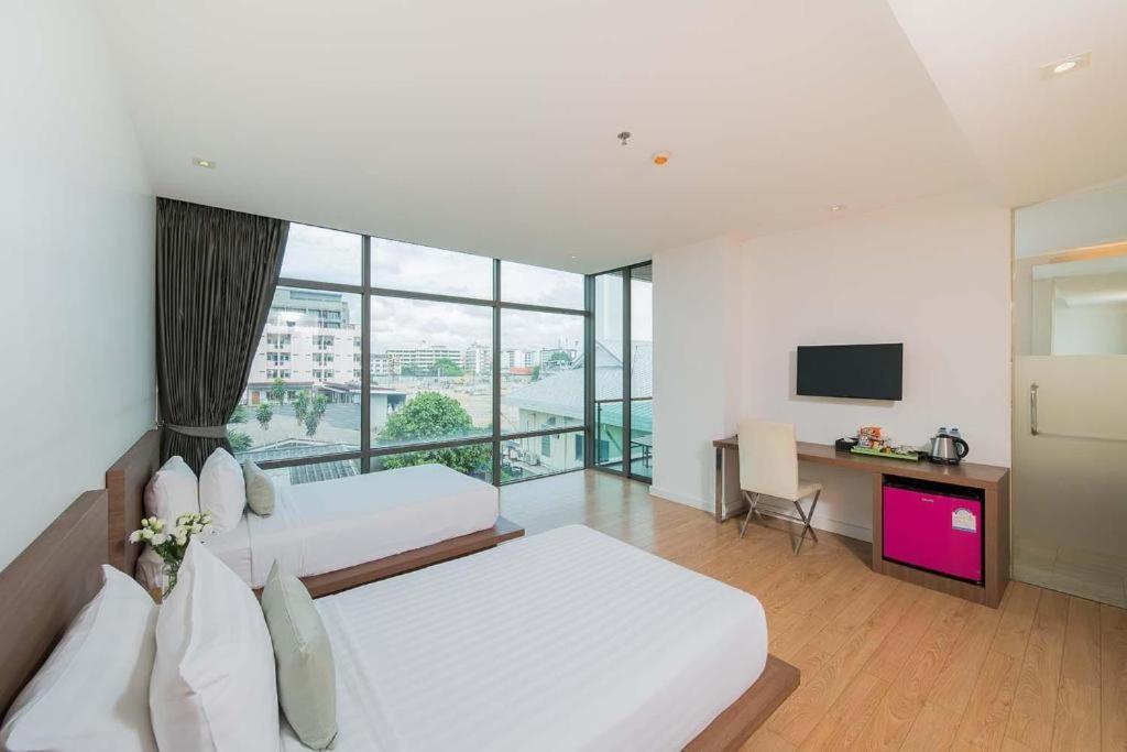 Seven Zea Chic Hotel Pattaya Buitenkant foto