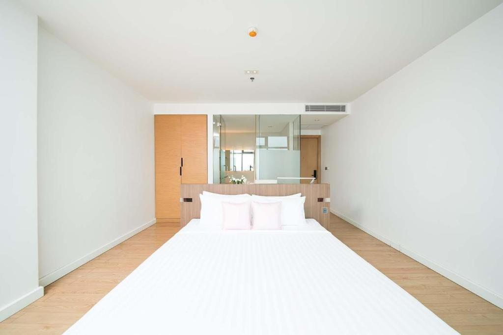 Seven Zea Chic Hotel Pattaya Buitenkant foto